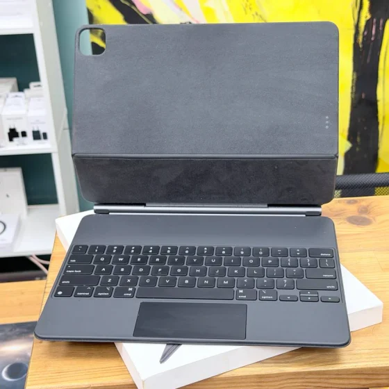 Apple Magic Keyboard | iPad Pro 12.9