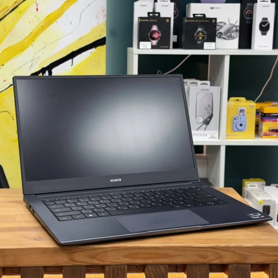 Honor MagicBook 14 NMH-WFQ9HN 16/512Gb