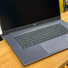 Honor MagicBook 15 i5-10210/16/512GB 3