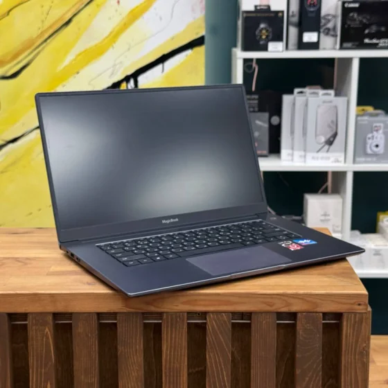 Honor MagicBook 15 Ryzen503500U | 8/256Gb