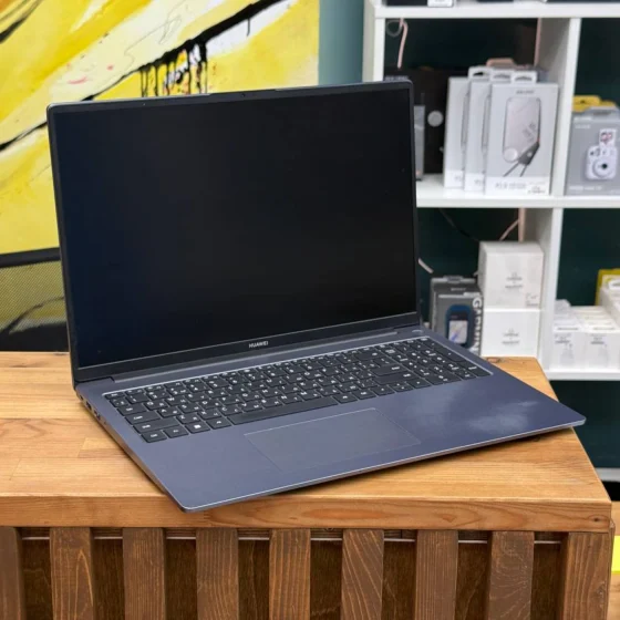 Huawei MateBook D16 i3-12 | 8/512Gb