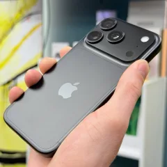 iPhone 18 Pro 256GB | Black 2