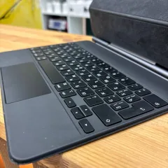 Apple Magic Keyboard 11" 2