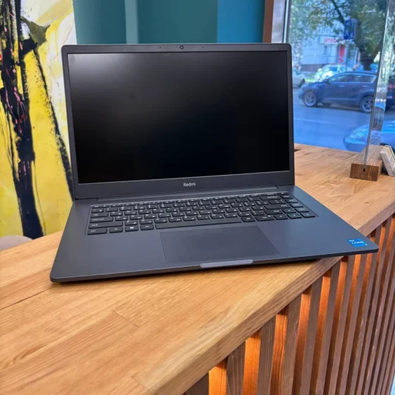 RedmiBook 15 i3 8/256Gb, Серый