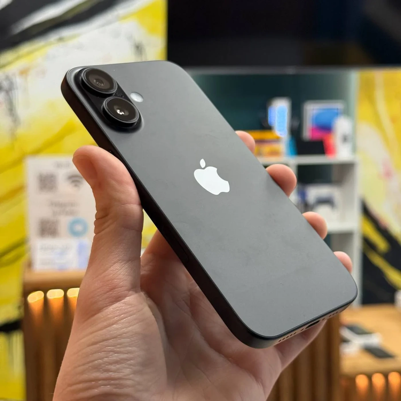 iPhone 16 128Gb | Black